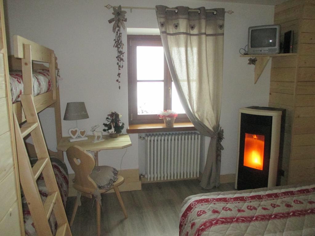 Maso Pin Bed & Breakfast Madonna di Campiglio Exterior photo
