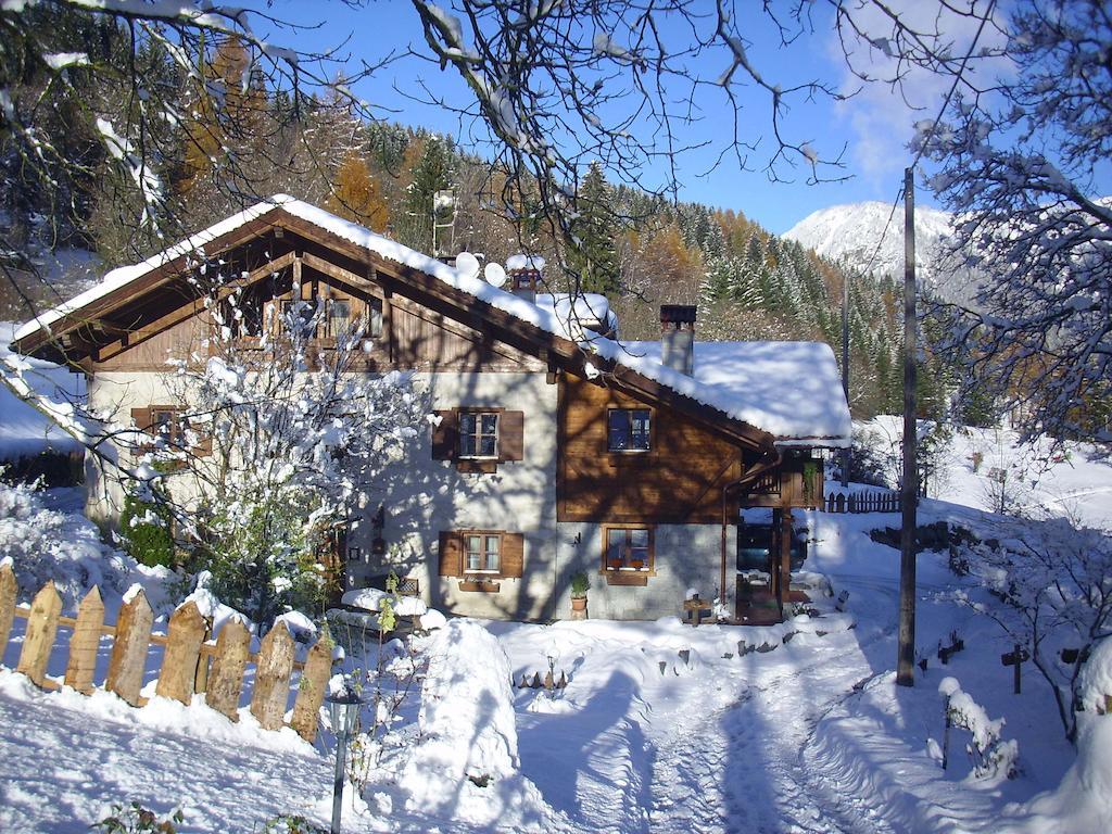 Maso Pin Bed & Breakfast Madonna di Campiglio Exterior photo