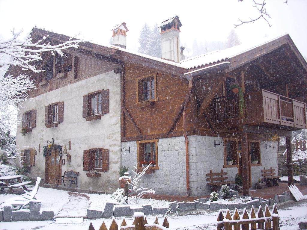 Maso Pin Bed & Breakfast Madonna di Campiglio Exterior photo