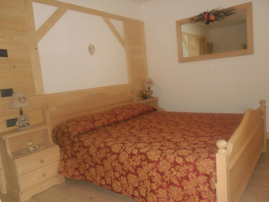 Maso Pin Bed & Breakfast Madonna di Campiglio Room photo