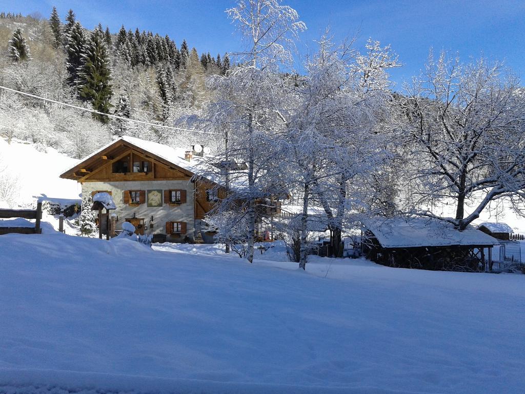 Maso Pin Bed & Breakfast Madonna di Campiglio Exterior photo